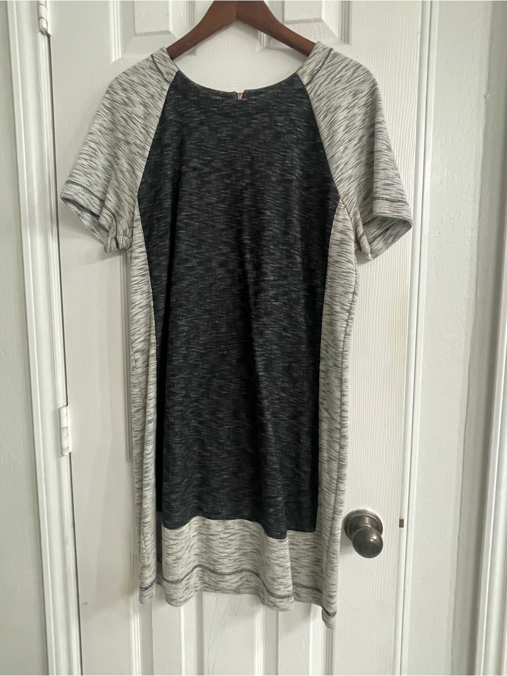 Lou & Grey Colorblock Knit Shift Dress Large